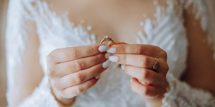 تفسير حلم الخاتم في المنام للمرأة