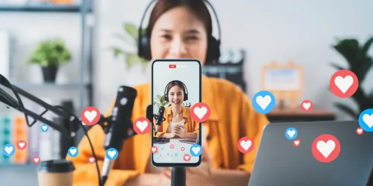 المرأة المبدعة تخطف قلب رجل الأسد