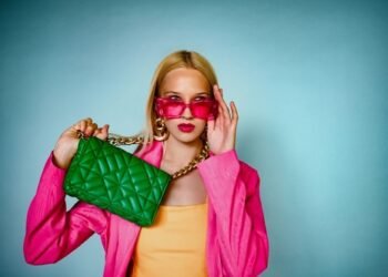 أبرز 7 اتجاهات لموضة صيف 2025