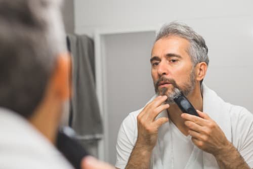 أدوات الحلاقة من الهدايا العملية للرجال