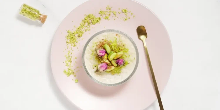 طريقة عمل الرز بلبن أحلة من المالكي