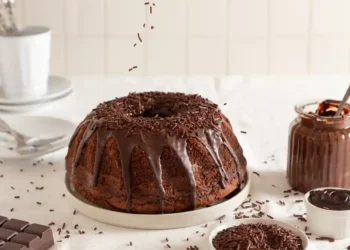كيك الشيكولاتة بطريقة ناجحة وسهلة