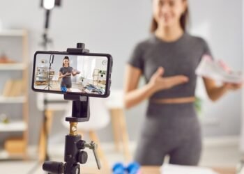 الثقة بالنفس أهم عوامل بناء الهوية الشخصية الناجحة