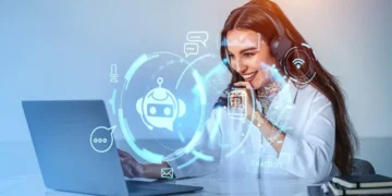 امرأة تطور المهارات المطلوبة في العمل